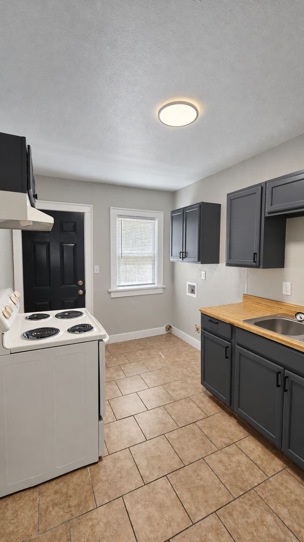 3146 NW 15th St Unit 3144 NW 15th St