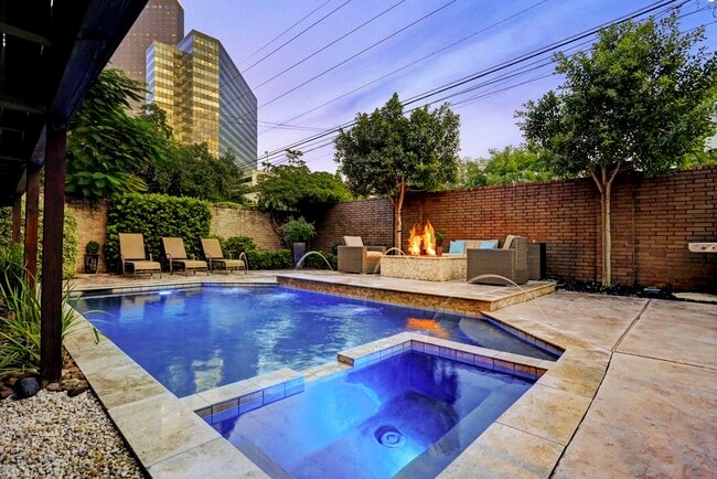 Photo - 5602 San Felipe St