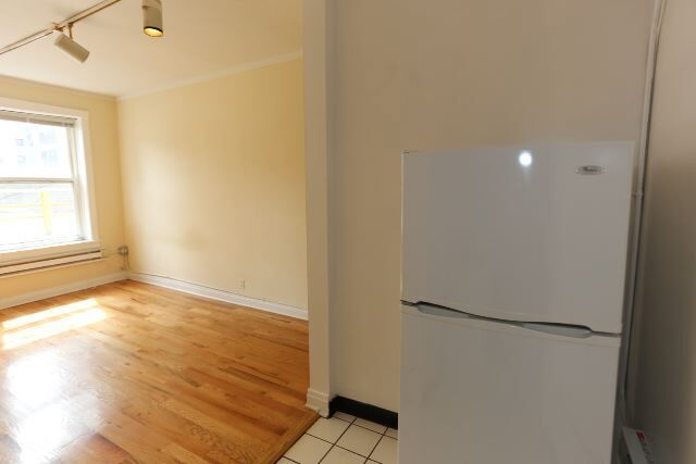 Photo - 516 W Melrose St Unit 413