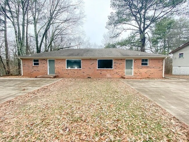 Photo - 906 Fairchild Ave Unit B