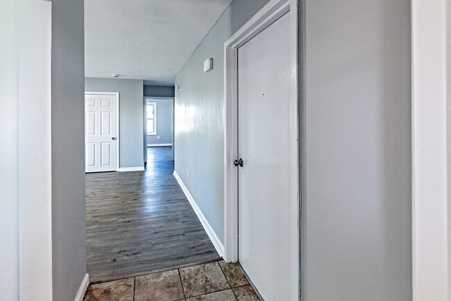 Photo - 35 High St Unit B