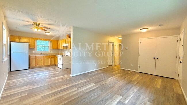 Photo - 116 Boles St Unidad A