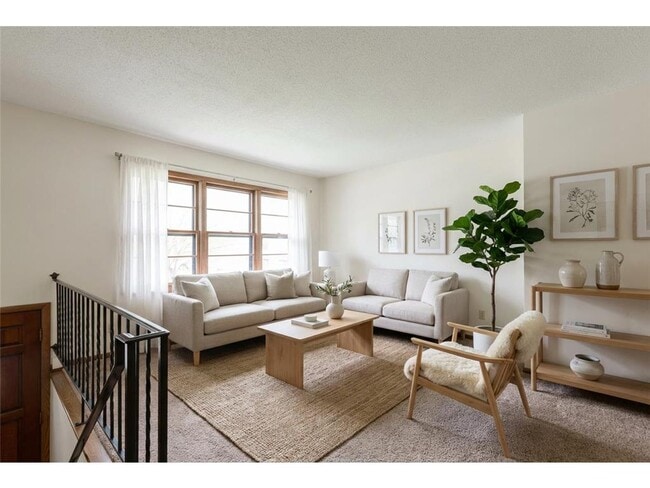 Photo - 3308 Roosevelt Ct NE