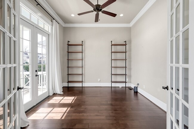 Photo - 2215 Blue Duck Ln