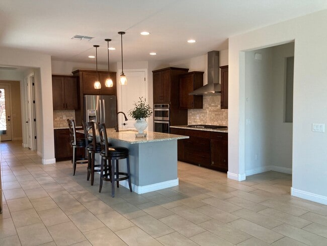 Photo - Dove Mountain Del Webb Beauty!