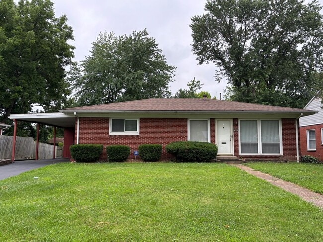 Building Photo - 4108 S Park Dr