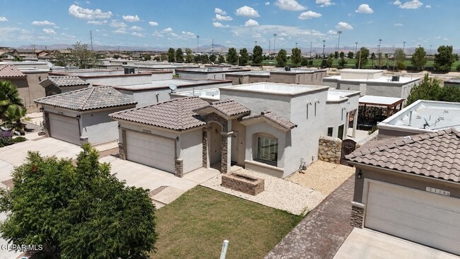 Building Photo - 2120 Con Lockhart Pl