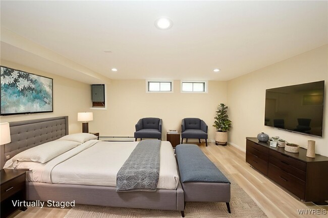 Photo - 100 Bridle Ln