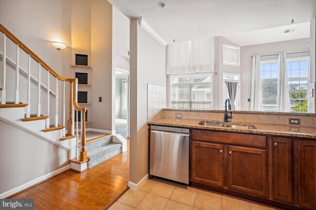 Photo - 508 Sunset View Terrace SE Unit 406