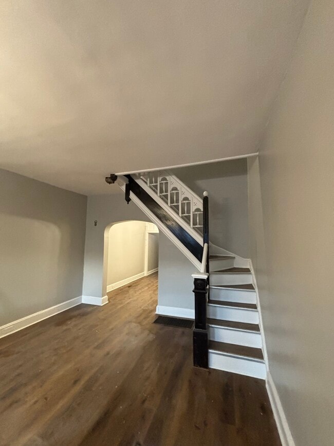 Photo - 2023 N Fulton Ave