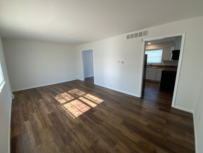 Photo - 3 Bedroom Newly Remodeled Duplex