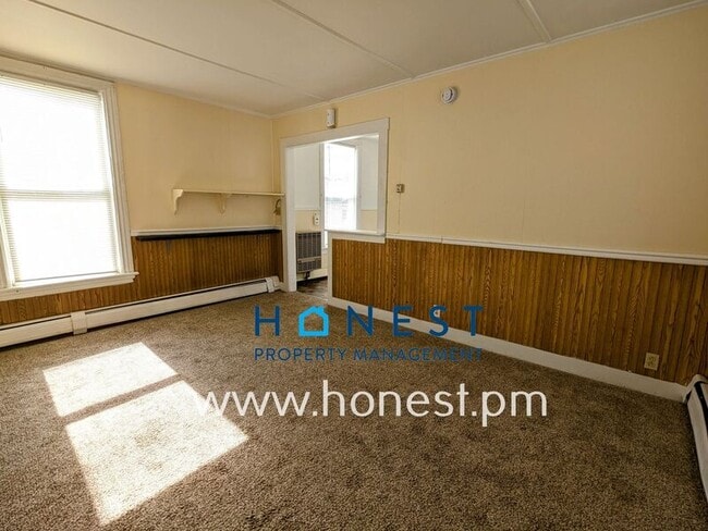 Photo - 122 Benton Ave