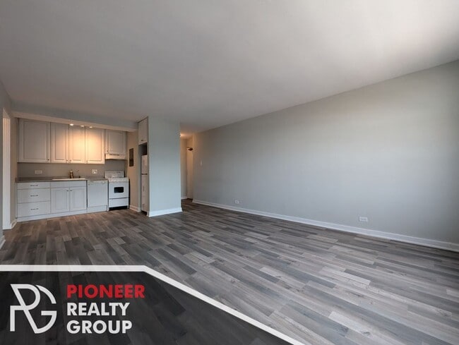 445 W Wellington Ave Unit W445-08C