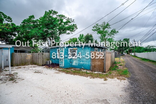 Building Photo - 3109 54th Ave N Unit 1/2