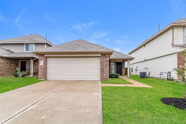 Building Photo - 24110 Avogadro Dr Rental