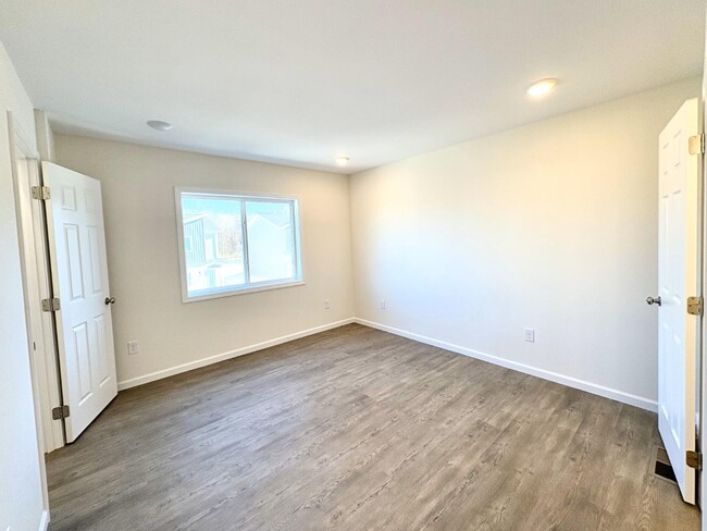 5534 Cairo Rd
