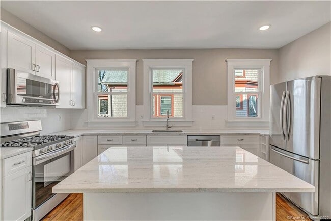 Building Photo - 22 Hubinger St Unit 2