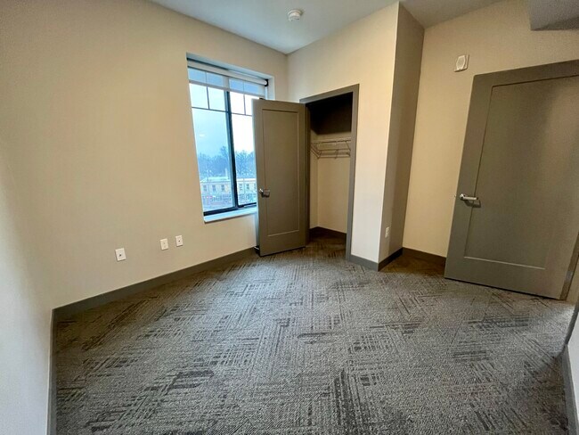 Photo - Stockbridge Apartments