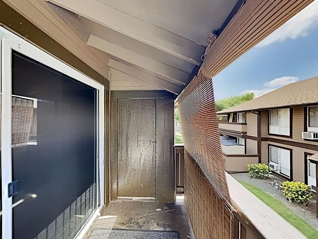 Photo - Charming 1-bedroom, 1-bathroom residence located in Ewa Beach Unidad 20T