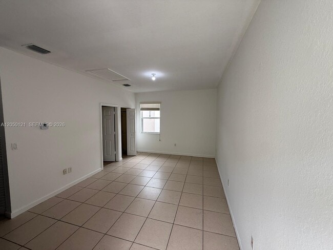 Photo - 17021 SW 96th St Unit STUDIO