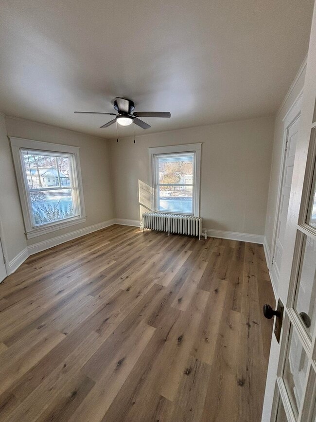 Photo - 428.5 Ideal St