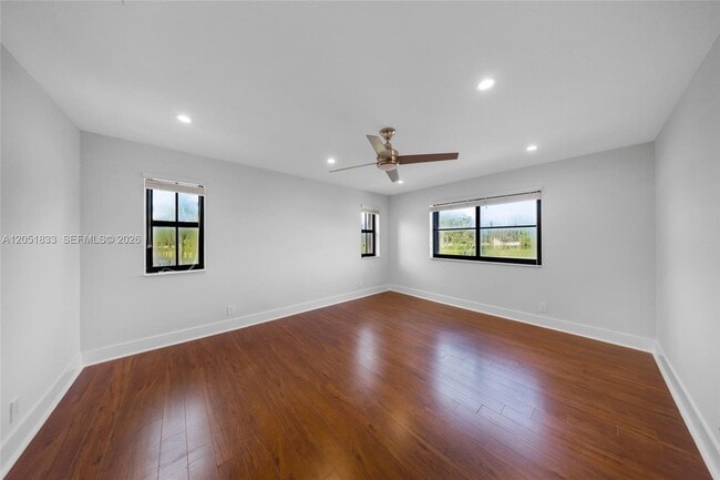 Photo - 1538 Tamarind Ct