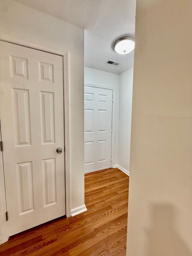 1342 Crane Crescent