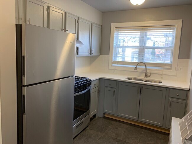 Photo - 7439 N Winchester Ave Unidad 201