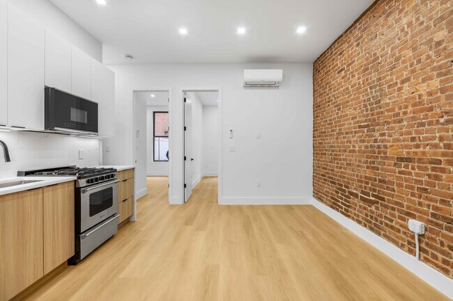 Photo - 425 W 57th St Unit 1B