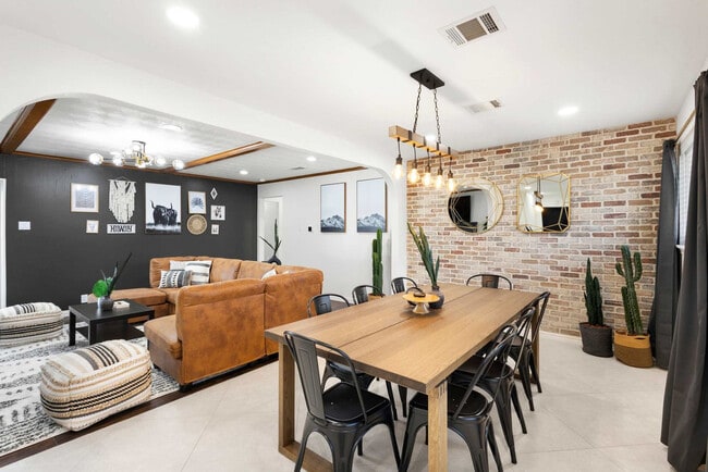 Photo - 1308 Glen Cove Dr Unidad SI ID1492740P