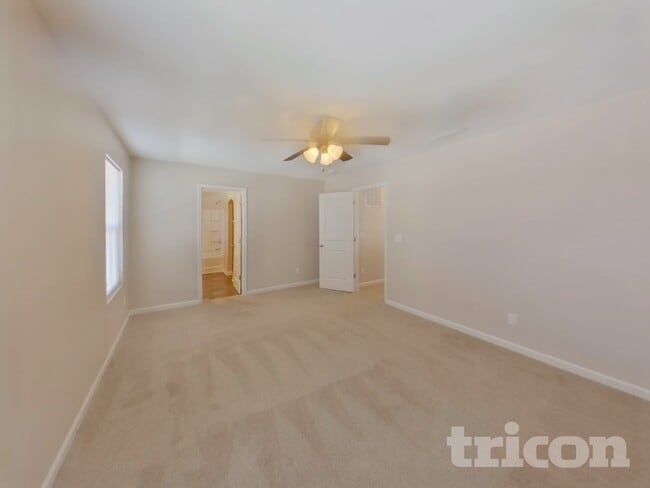 Photo - 809 Valley Creek Dr