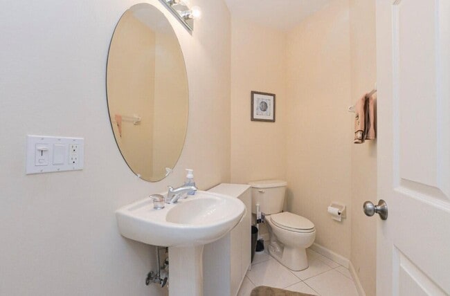 Photo - 8923 Sandshot Ct