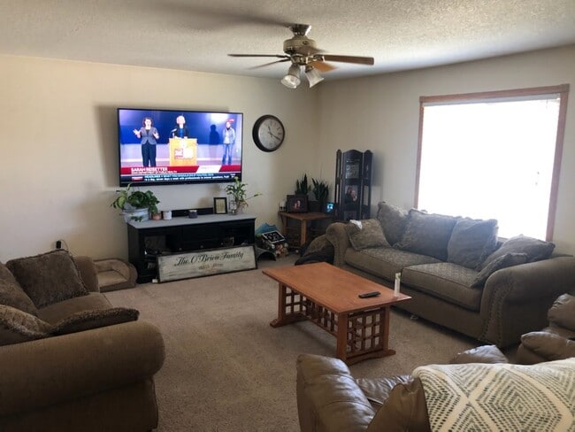 Photo - 2109 2nd Ave SE