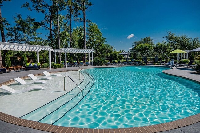 Sparkling Swimming Pool at Belle Meade Apartments in Wilmington, NC - Belle Meade Apartments