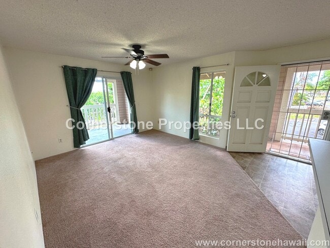 Photo - 94-638-533 Lumiaina St