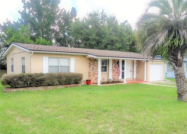 Building Photo - 641 Merrimac St Rental