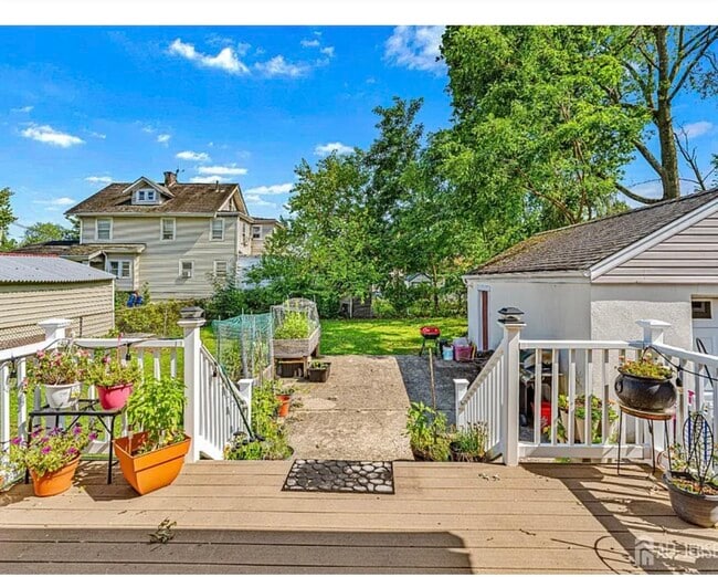 Photo - 305 Penfield Pl Unit 2