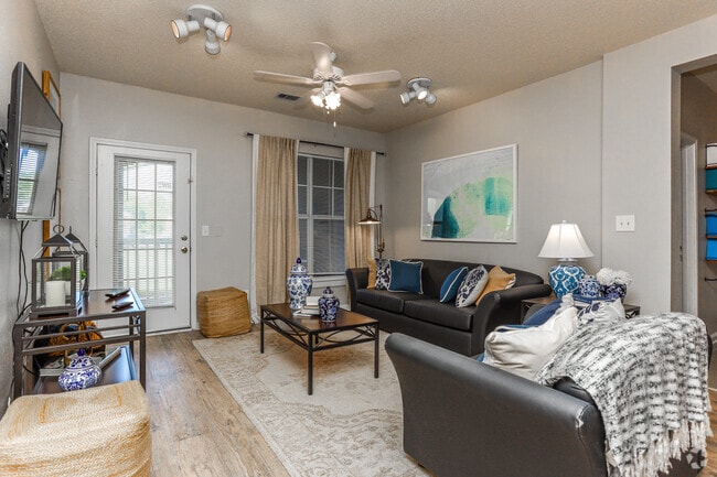 4BR, 4BA