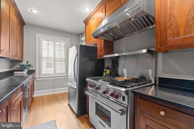 Photo - 5112 Connecticut Ave NW Unit 205