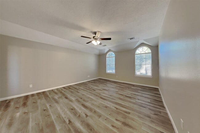 Photo - 6807 Oakbranch Manor Ln