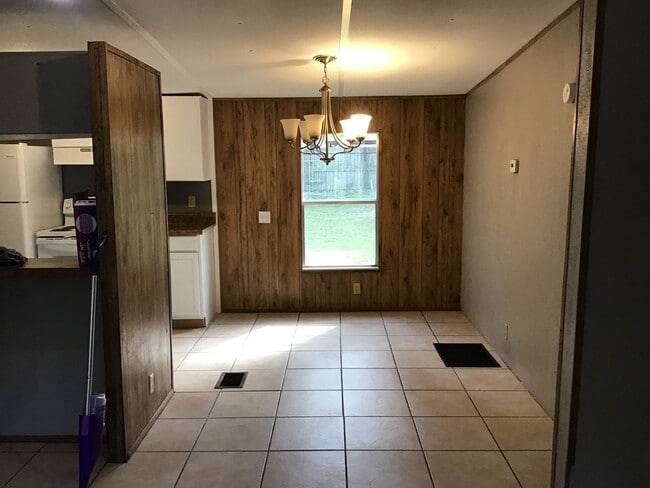 Photo - 108 Sandy Beach Ln