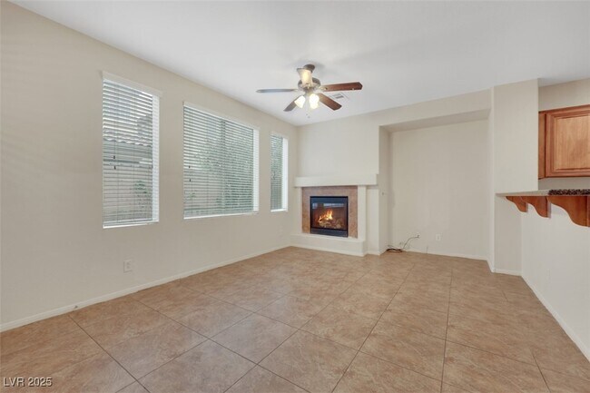 Photo - 6125 Sugartree Ave