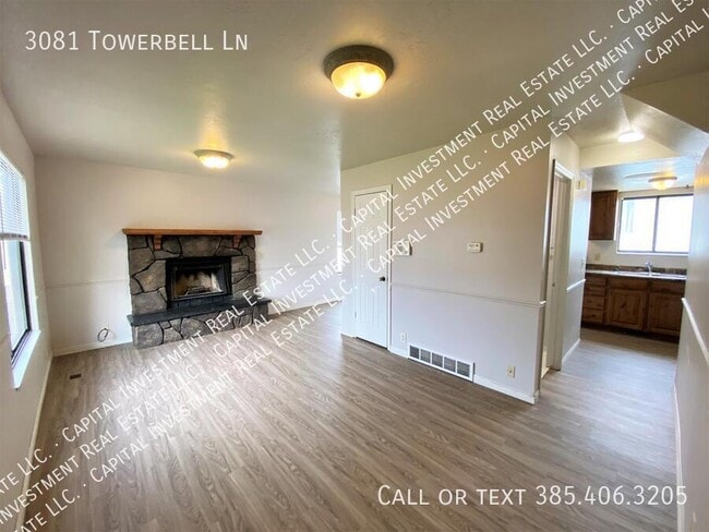 Photo - 3081 Towerbell Ln