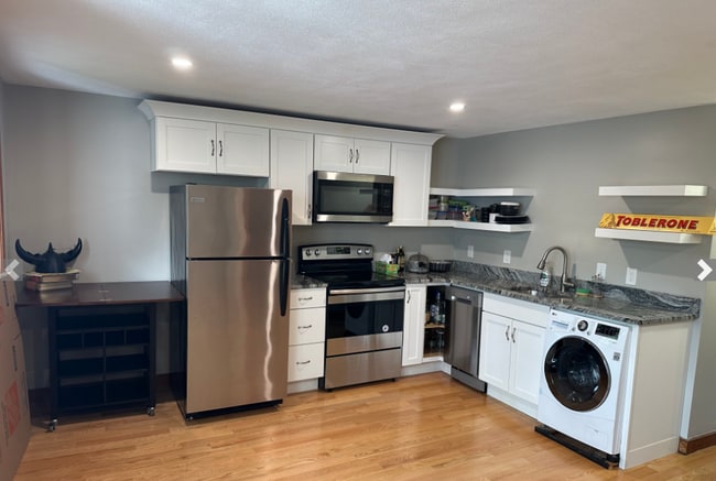 Building Photo - 14 Edgerly Pl Unit 3