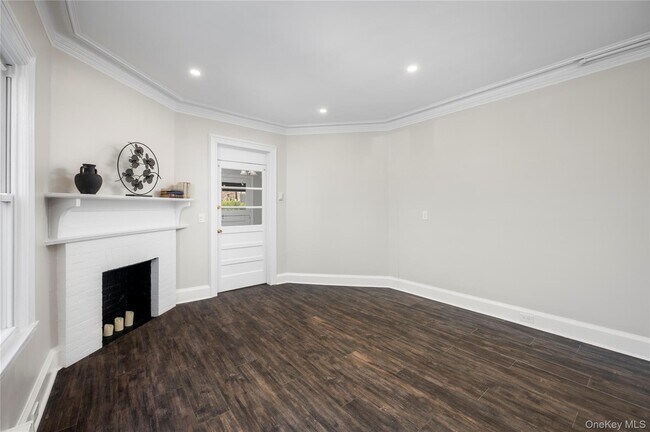 Photo - 579 Broadway Unit 1N