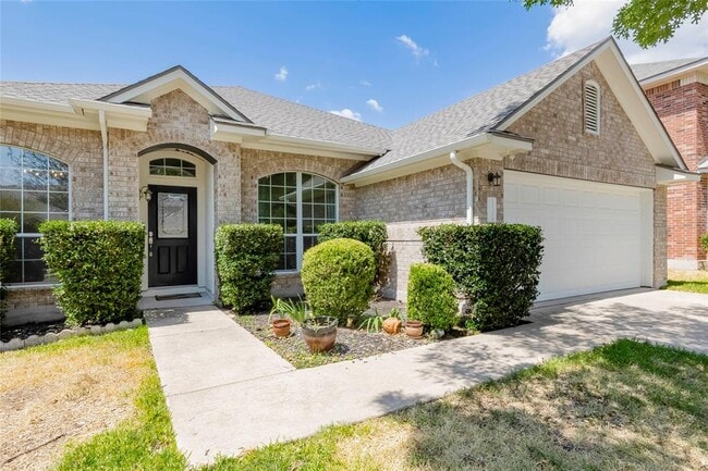 Photo - 15220 Fernhill Dr