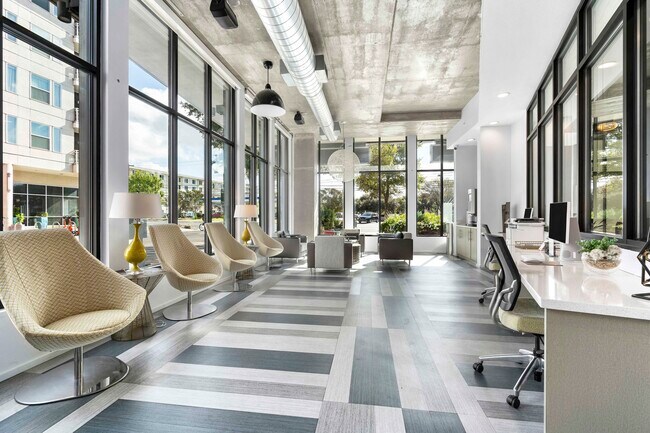 MAA South Lamar