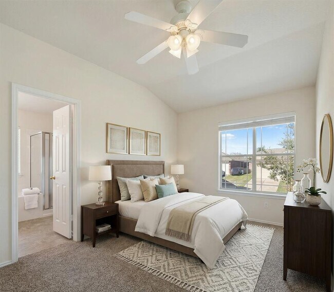 Photo - 15233 Rosehip Ln