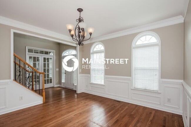 Photo - 4 Bedroom Pet-Friendly Home in Matthews, NC with Main Street Renewal