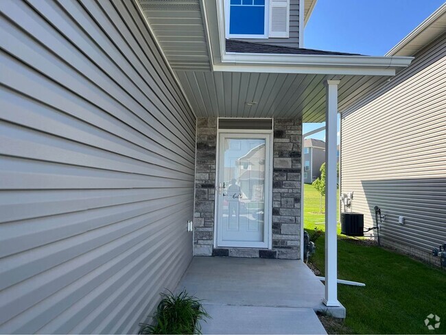 Building Photo - 8976 Buckshot Rd Rental